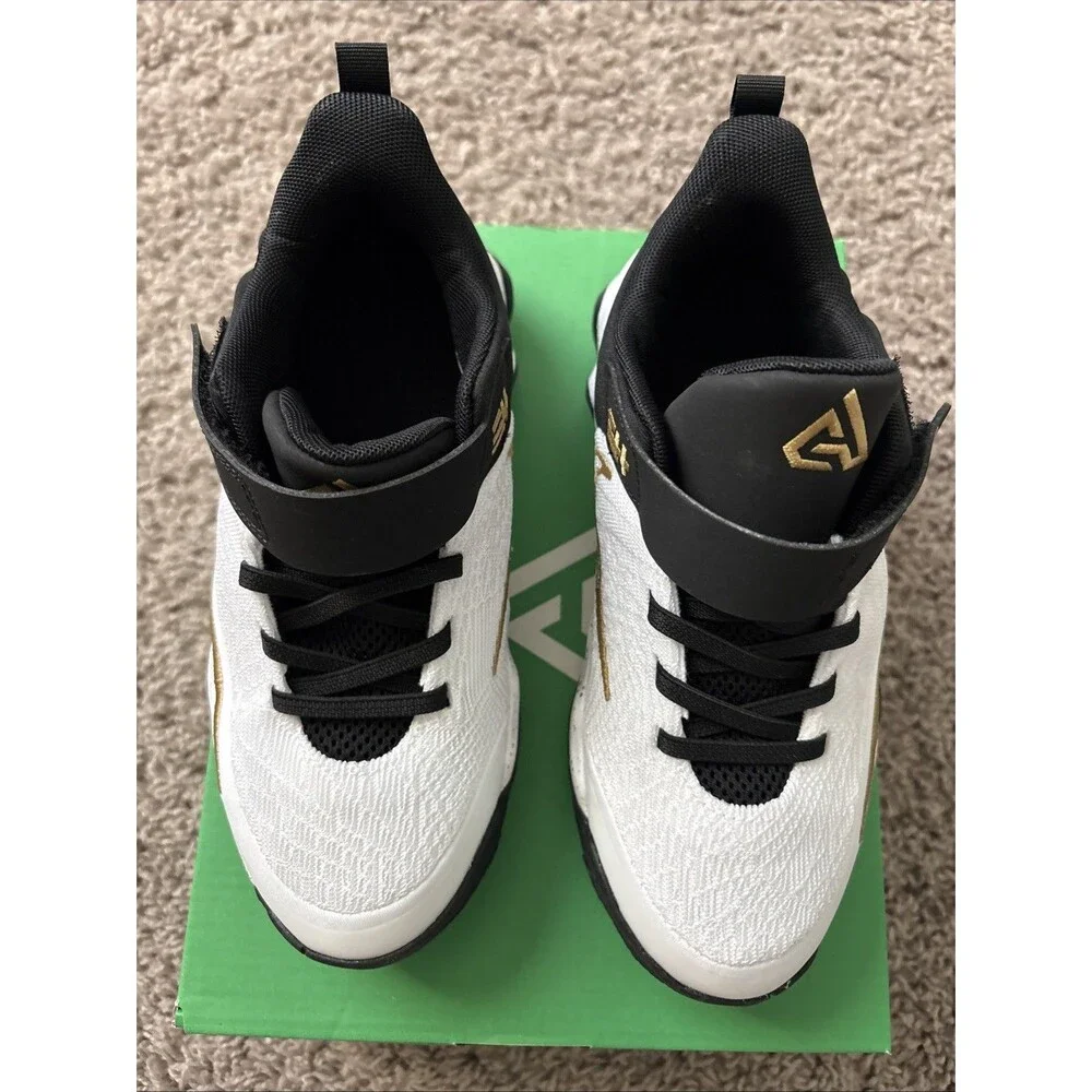 Nike Giannis Immortality Boys Basketball Sneakers White Black Gold US 1Y New